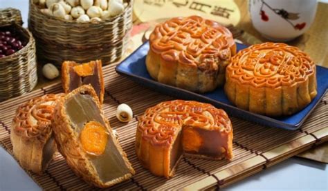 chinese mooncakes near me.